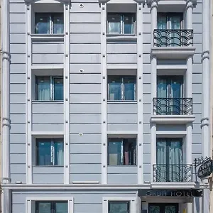 4* 酒店 奥克达酒店